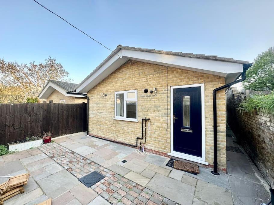 2 Bedroom House,Brownhillrd Se6 London Exterior photo