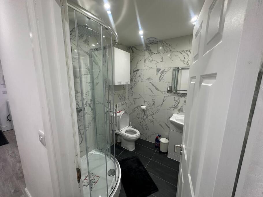 2 Bedroom House,Brownhillrd Se6 London Exterior photo